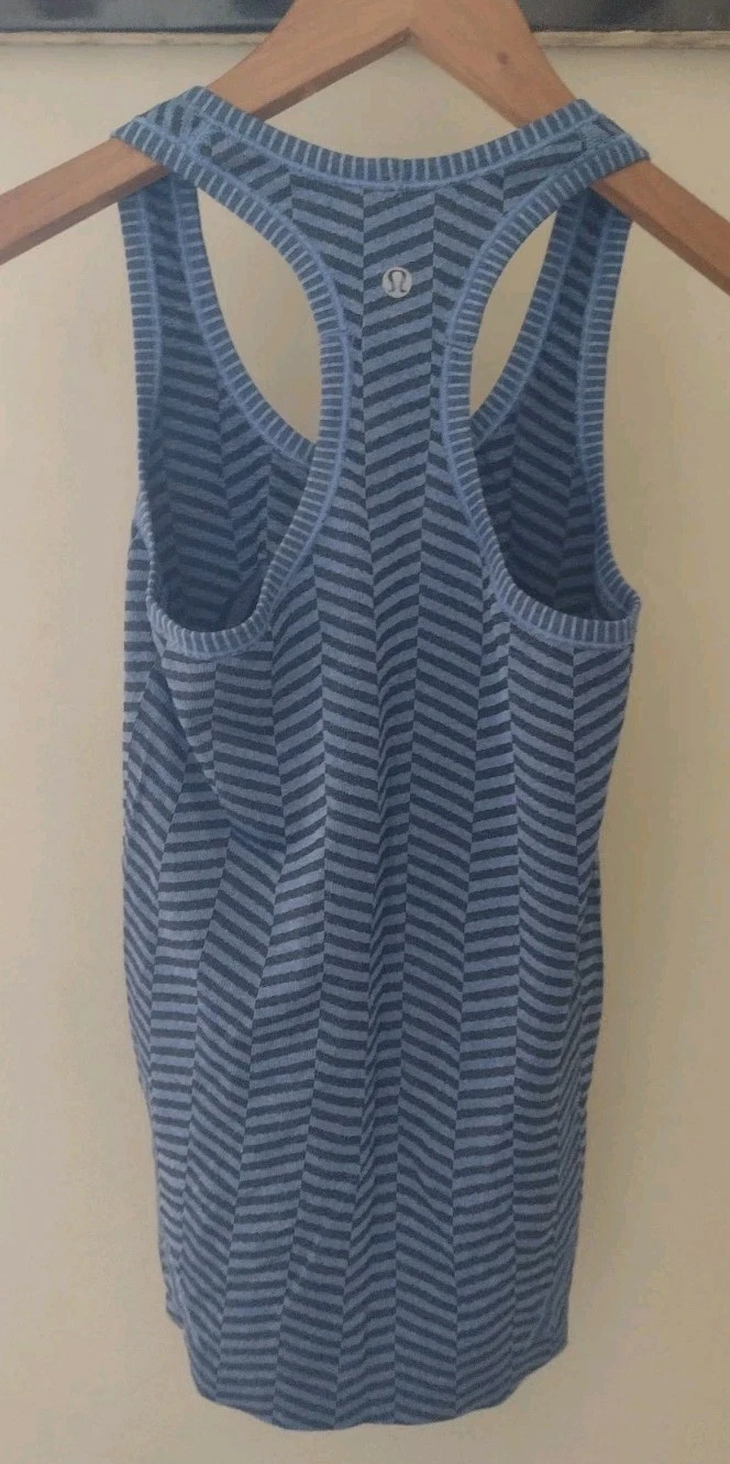 lululemon swiftly tech scoop neck chevron run tank-top