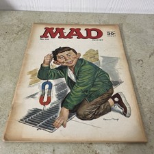 MINT MAD Magazine #110 April 1967 vintage Fantastic Voyage HATE BOOK Camera bug