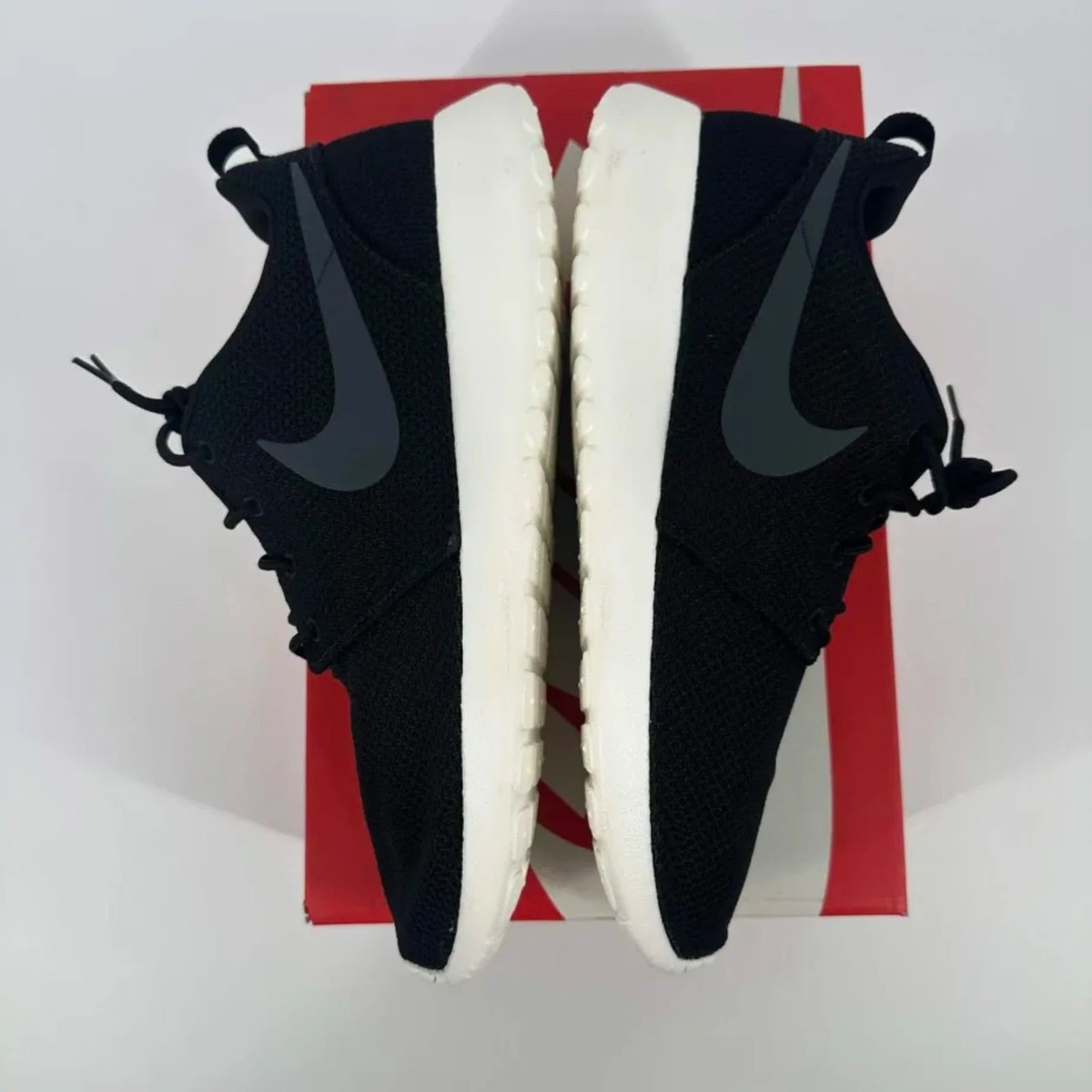 Nike Roshe Run One Black Sail Sneakers Size 11.5 511881-010  display picture 1
