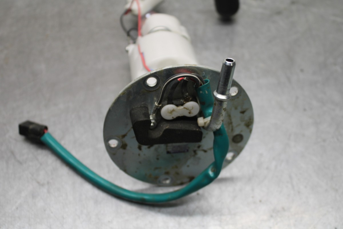 24-25 KAWASAKI NINJA ZX6R FUEL PUMP GAS PETROL SENDER UNIT BB726