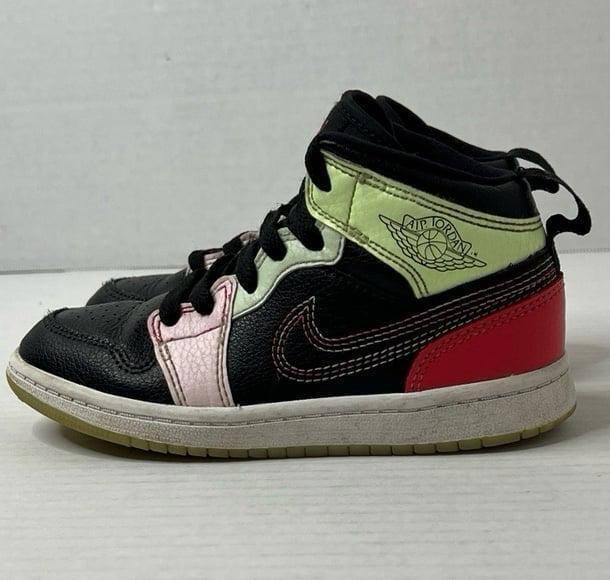 aj 1 mid glow in the dark