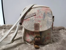 GA8 Sun N Sand INDIA Beige Pink FLoral Canvas Leather Trim XBody OTS Small Bag