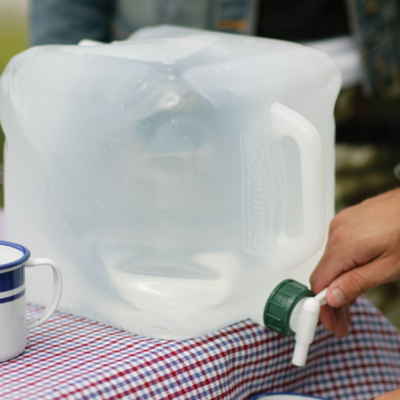 Réservoir D'eau Coleman 5 Gallons En Polyéthylène Robuste, Neuf Sans Boîte