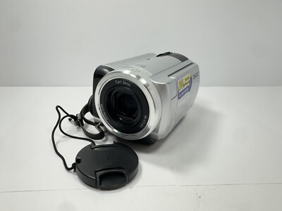 SONY Handycam DCR-SR40 30GB HDD 800x Zoom CAMCORDER w/Battery
