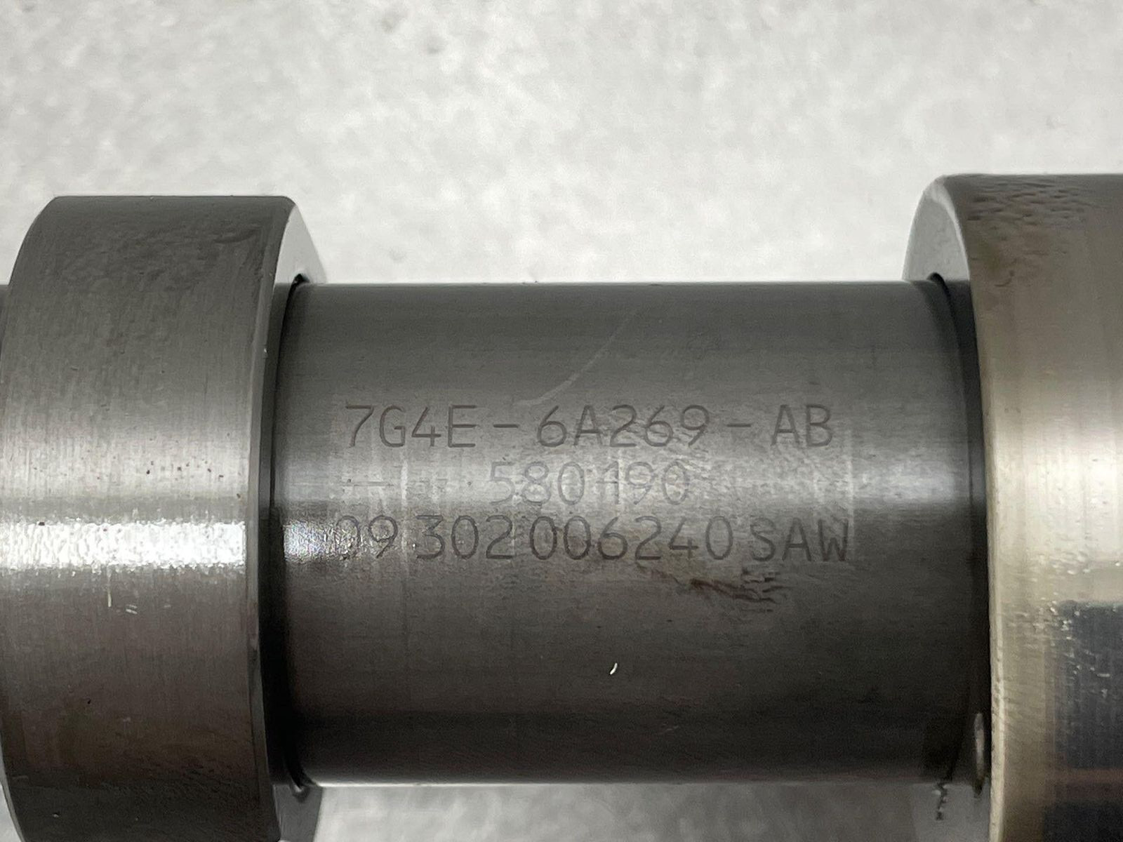 2010 Aston Martin Rapide OEM Engine Left Hand Exhaust Camshaft 39K 7G4E-6A269-AB