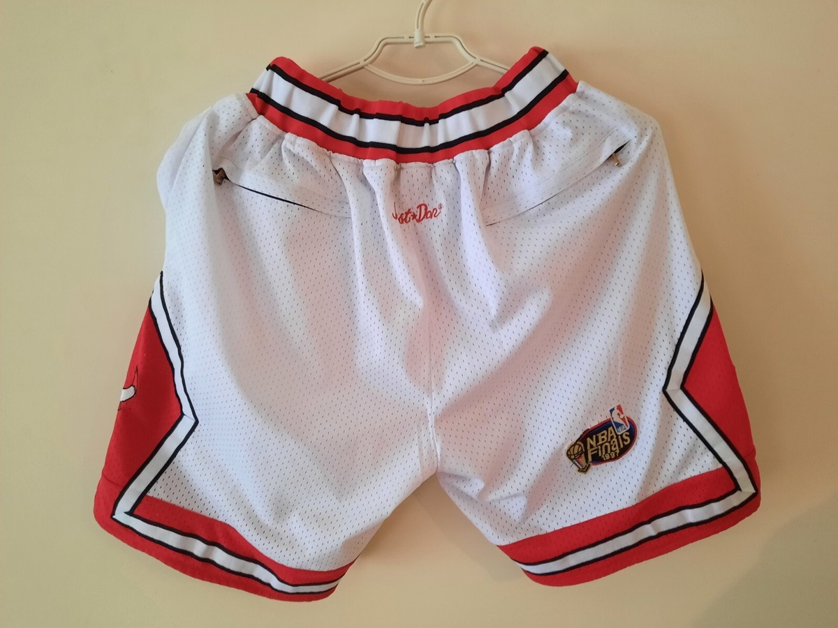 ウェア Just Don Chicago Bulls NBA Finals 1997 Chicago Bulls NBA Basketball Shorts 1997 1998 Finals Just Done