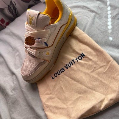 Louis Vuitton Men s Low Top Lace-Up Sneakers White/Yellow Logo Athletic