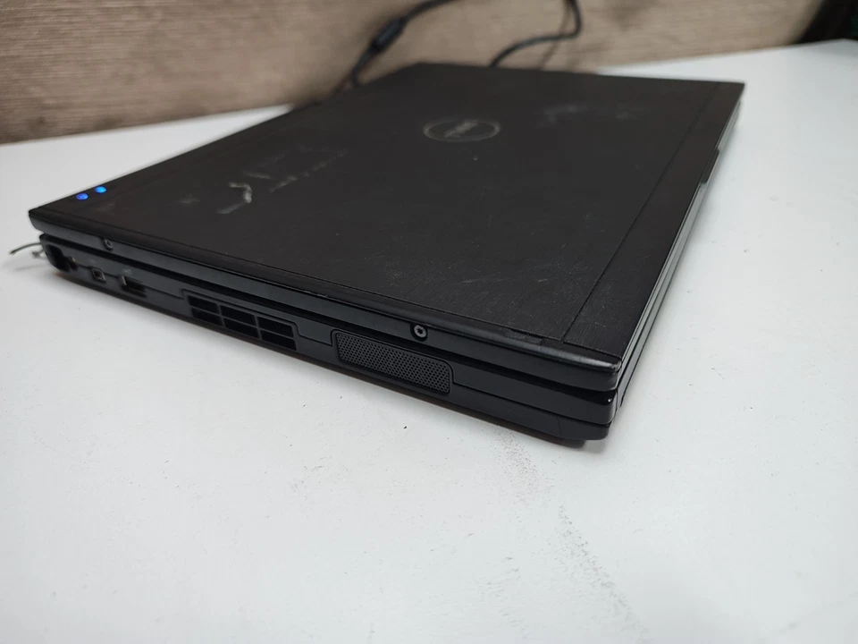 READ! Dell Latitude XT Laptop, Core2Duo, 2GB, 80GB, Spares or Repairs - Image 3 of 4