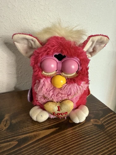Furby 1999 Valentines Day Special Limited Edition Hasbro Tiger Electronics Works