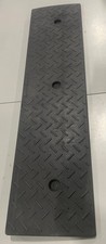 GENERIC RISE RUBBER CURB RAMP, HEAVY DUTY, 11000 LBS CAPACITY - Scratch Dent