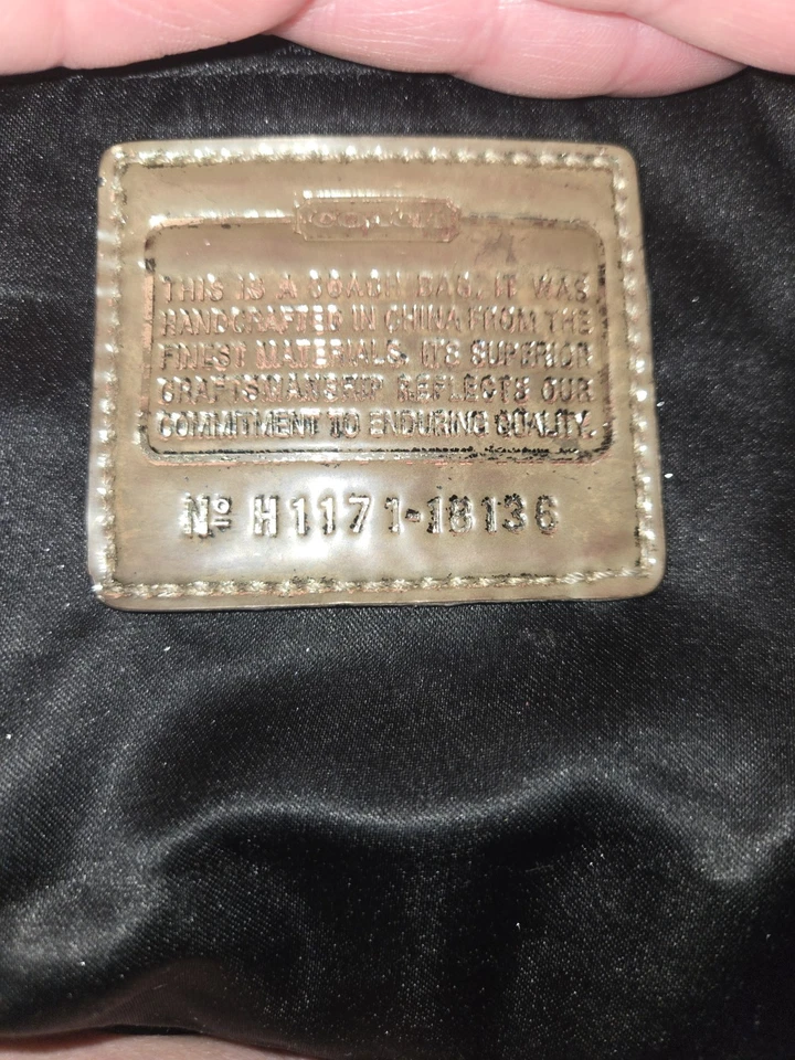 Vintage Y2K COACH POPPY Black & Gold Signature Jacquard Canvas Shoulder Bag - Image 2 of 4