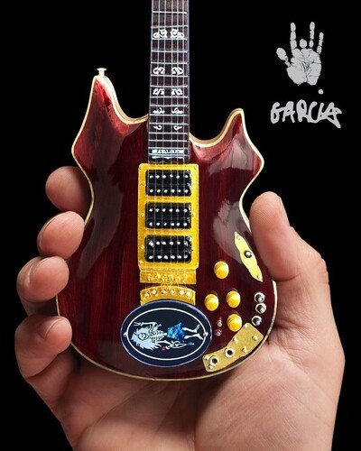 Джерри Гарсия - Axe Heaven Jerry Garcia Rosebud Tribute Мини-гитара реплика Colle 7990₽