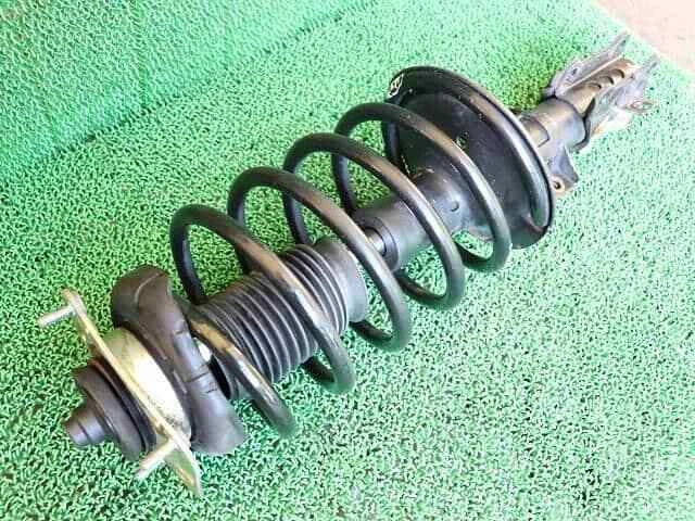 VOLVO Volvo 70 series 2001 Front Right Strut 120030 [Used  