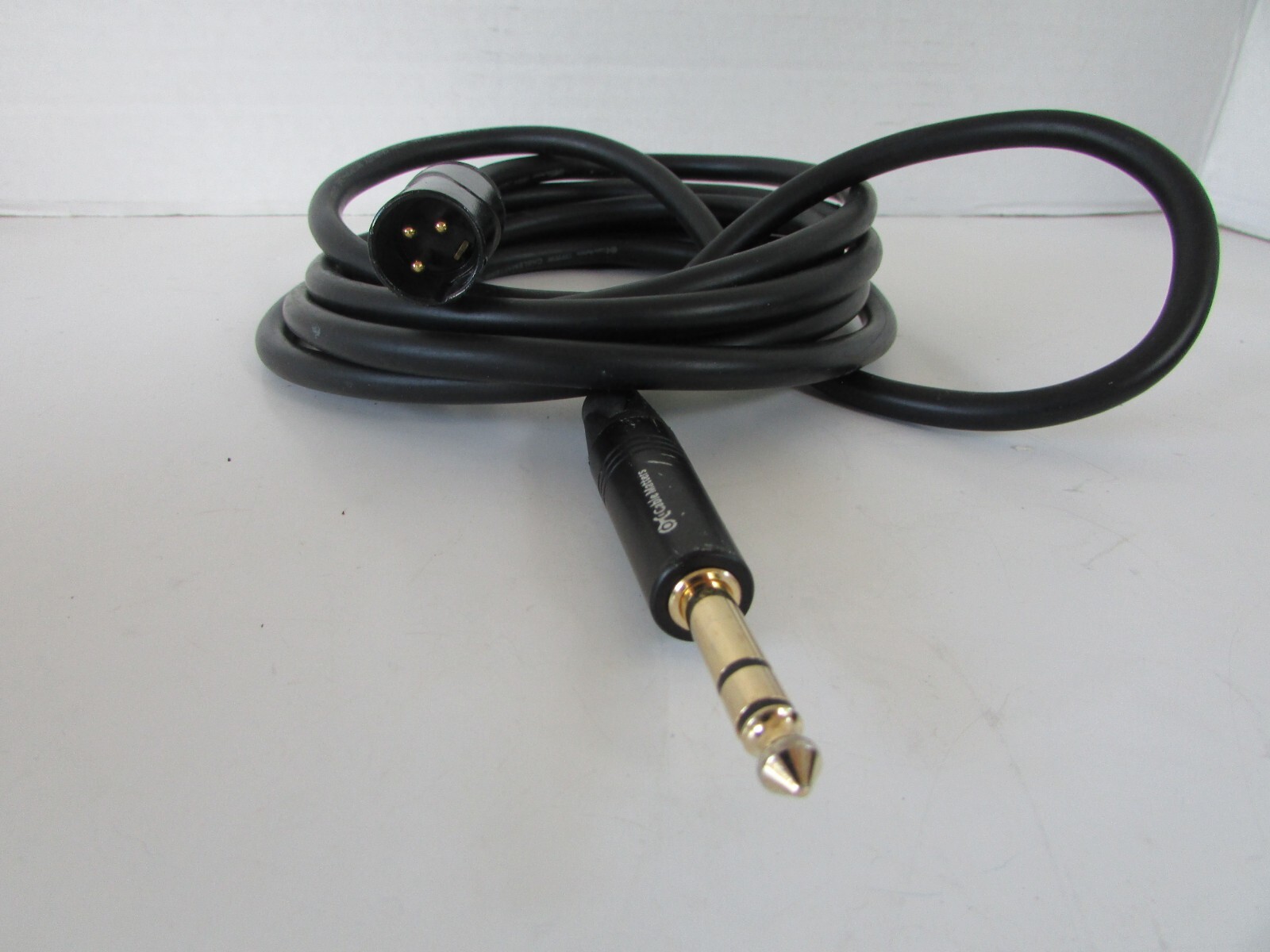 Cable Matters 6 foot Microphone Cable Black 6.35mm S2