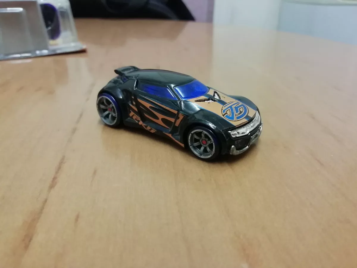 Hot wheels Acceleracers HIGH VOLTAGE eBay