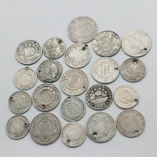 21 Historische Silbermünzen Bolivien z.T. gelocht zusammen 38 g 23/75