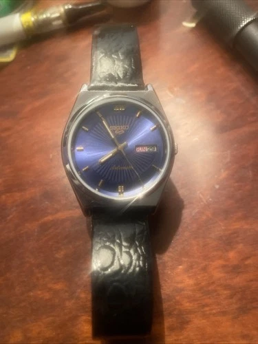 Rare Vintage Refurbished Seiko 5 Automatic Day/Date Japan Men's Wrist Watch