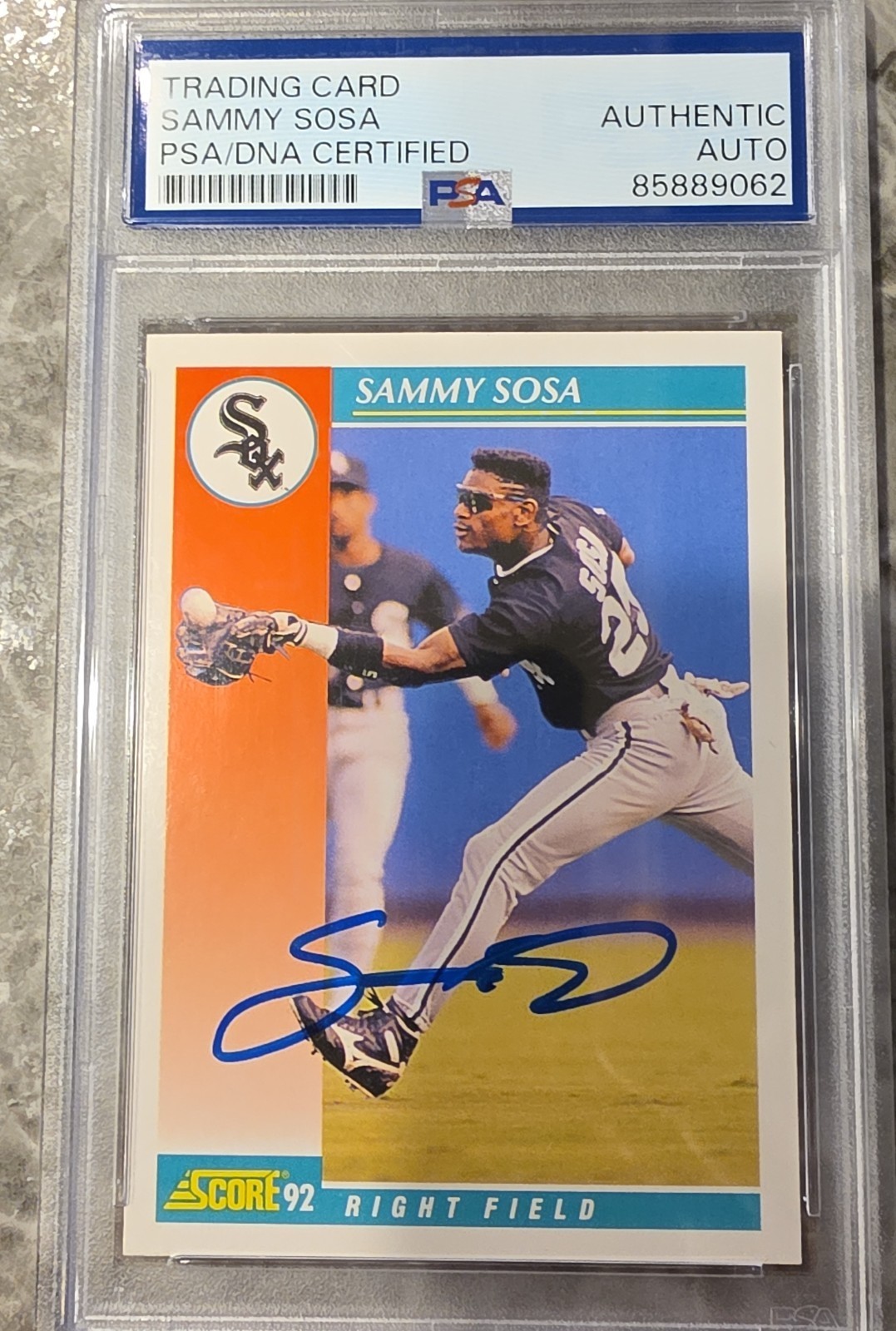 Sammy Sosa #258 (Baseball Cards 1992 Score) — is it worth grading?