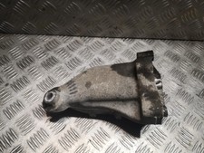 Support moteur Mercedes 207