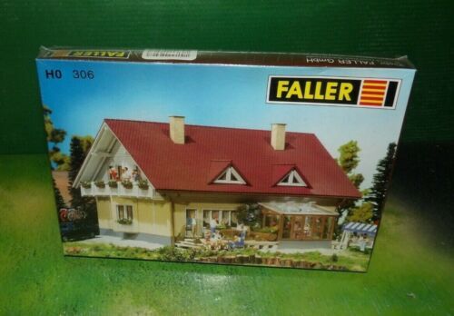 Faller 130702 H0 Reihenhäuser Beethovenstraße 2x | eBay