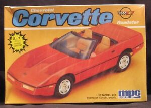 mpc 1/25 scale model 1988 Corvette Roadster convertible...NIB