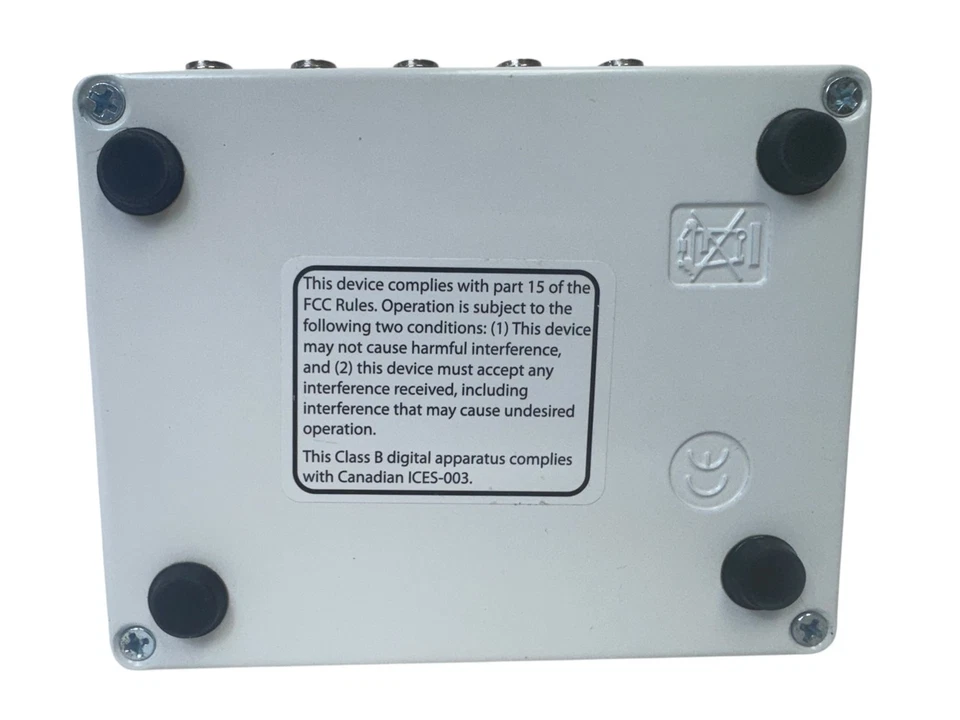 Electro-Harmonix Grand Canyon Delay & Looper Guitar Effect Pedal - Image 4 of 4