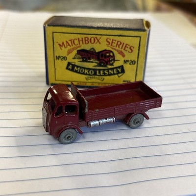 1956 LESNEY Matchbox No. 20A Stake Truck Maroon Silver Trim MW