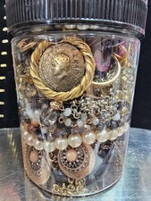 Mystery Jewelry Jar Empress Vintage Mod Wearable Over 1 Lb.