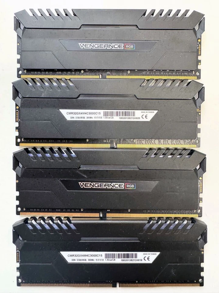 CORSAIR Vengeance RGB 32GB (4 x 8GB) RAM DDR4 3000MHZ DIMM Desktop Memory - Image 2 of 3