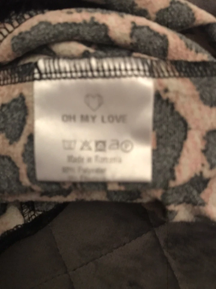 TRAJE DE JUEGO OH MY LOVE ESTAMPADO DE LEOPARDO TALLA PEQUEÑA EXCELENTE ESTADO Foto 4 de 4