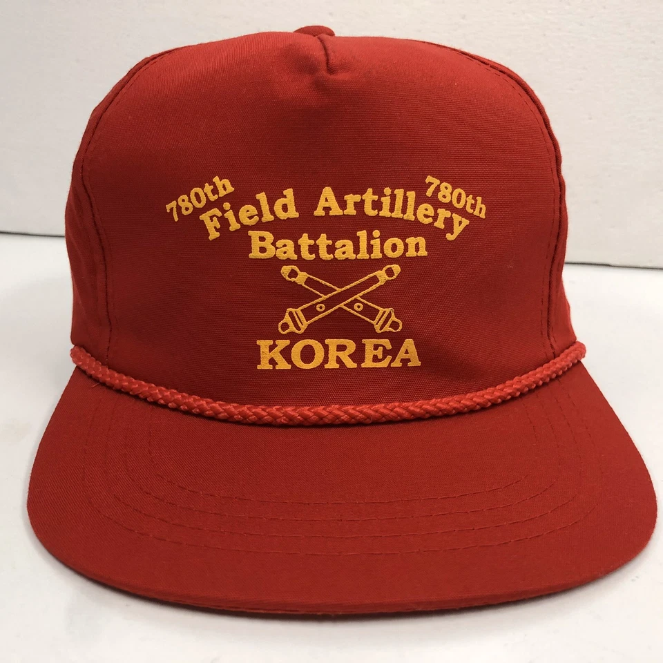 Винтажная бейсболка Yupoong Red 780th Field Artillery Battalion KOREA War новая из старых запасов  - Изображение 4 из 4