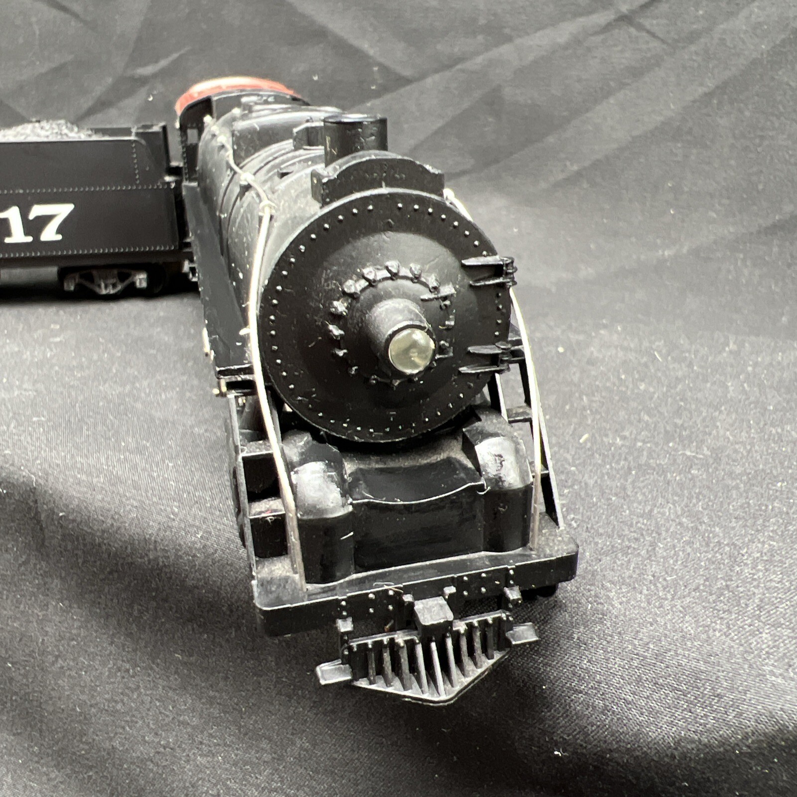 Mantua 31812 HO Scale Frisco Decapod Steam & Tender 1617