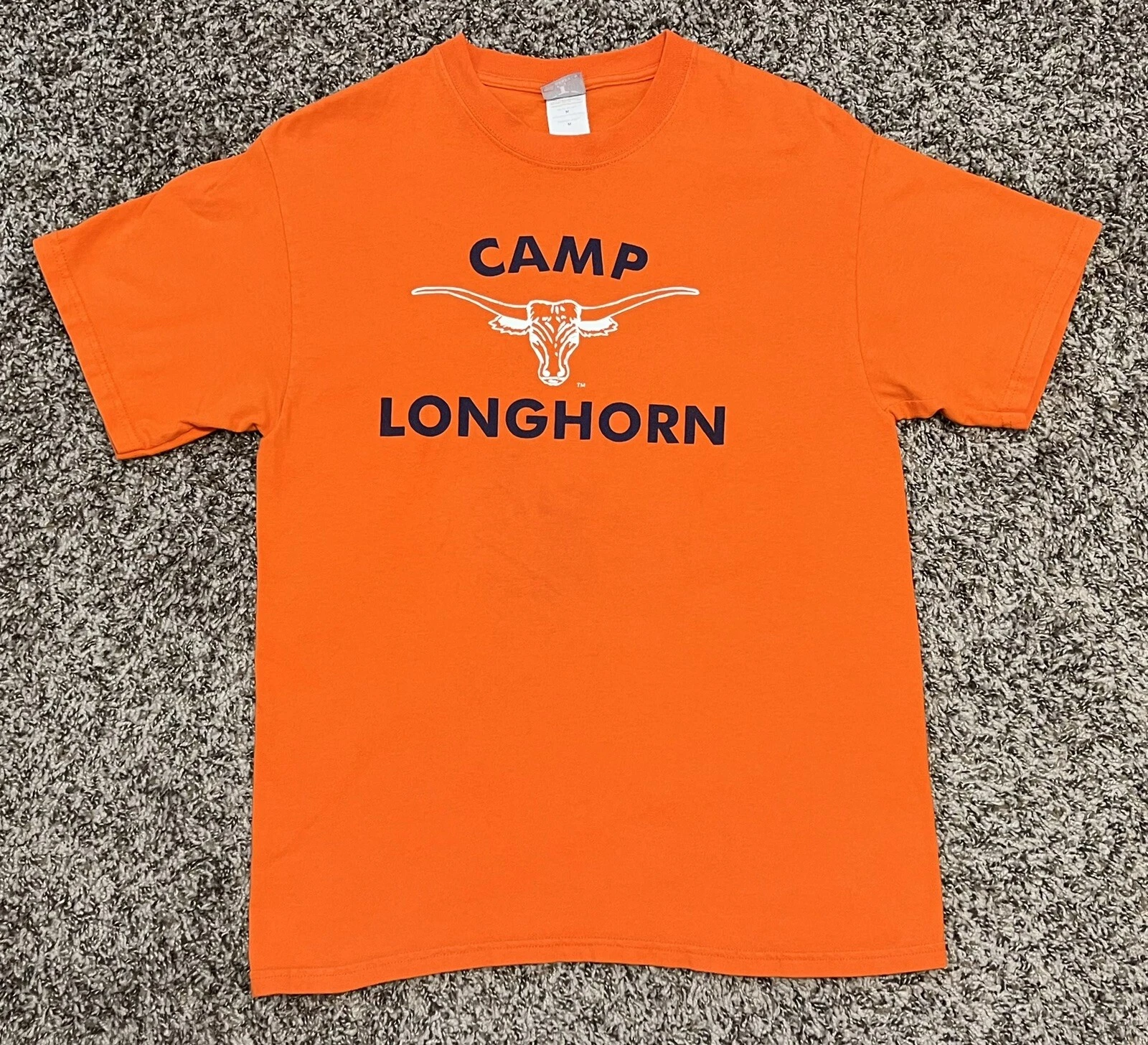Texas Longhorns Camp Longhorn Short Sleeve NCAA Medium 19” X 27” Vintage Hanes