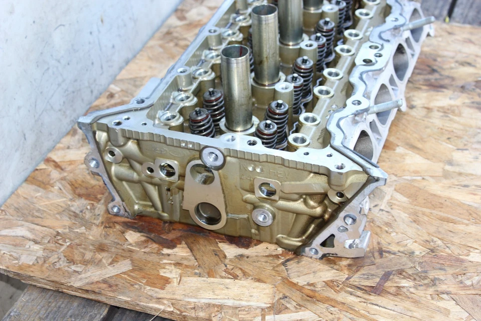 Culata OEM Hyundai Kia Elantra Rondo 2.0 sin árboles de levas (247b) Foto 3 de 4