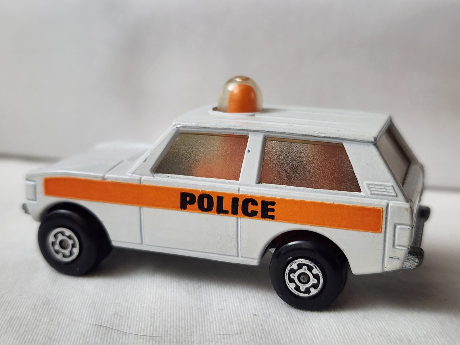 Matchbox Rolamatics Police Patrol No. 20 White Range Rover 1975 / A4 | eBay