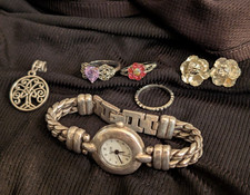 Silver Tone Metal Chain Charm Bracelet Wristw...