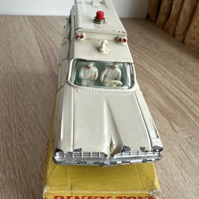 Dinky Toys Ambulance Superior Criterion No Mercury No Dinky