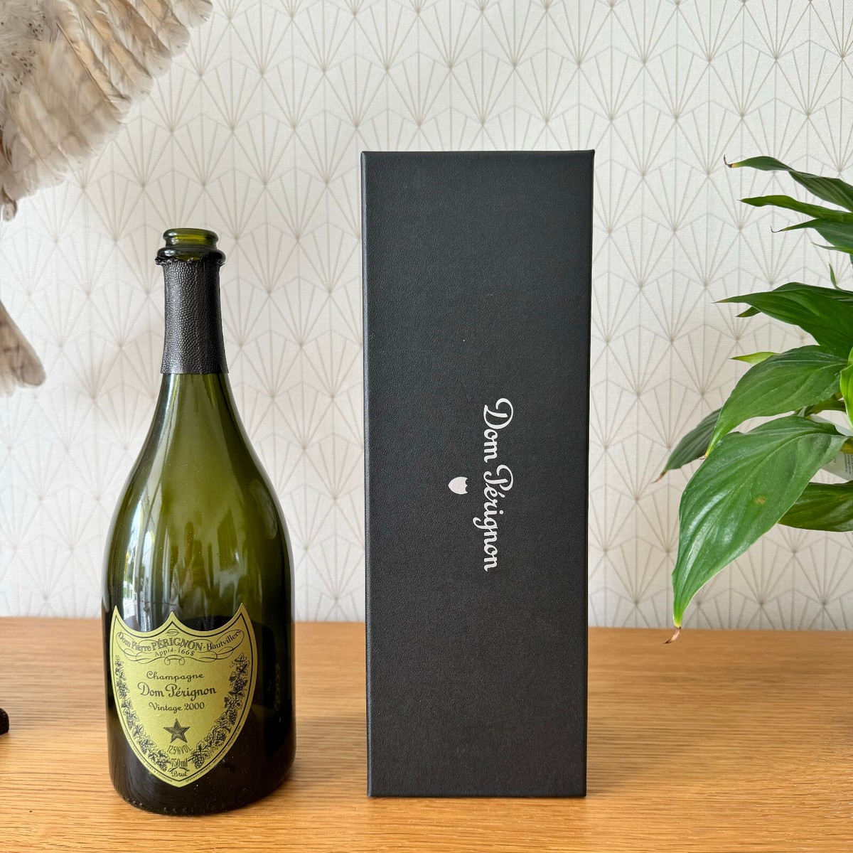 Dom Perignon Vintage 2000 Empty Champagne Bottle Gift Box French 