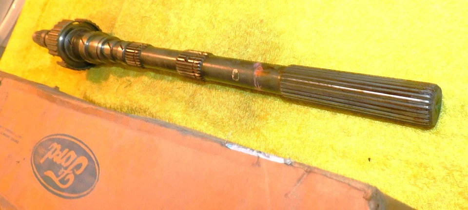 1980 Ford Mustang Mercury Capri NOS 2.3L 4-CYL 4-SPEED MANUAL TRANSMISSION SHAFT - Image 3 of 4