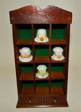 4 Vintage Napco Napcoware Porcelain Floral Hat Thimbles with Mini Display Cabine