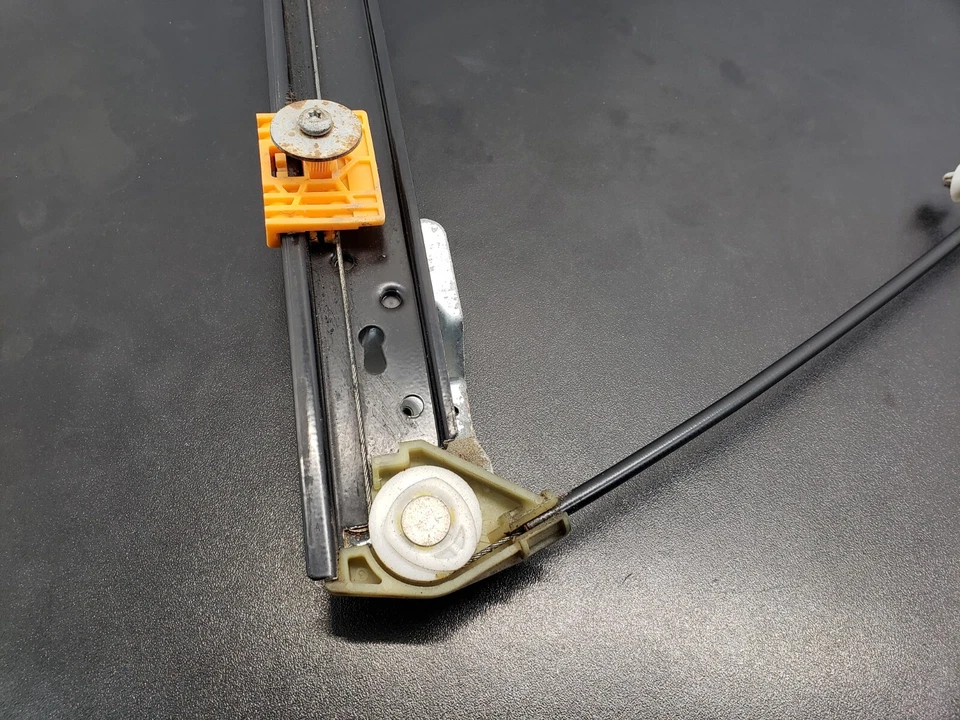 Regulador ventana delantera derecha Audi A4 Quattro 2002-2008 OEM 8E0837462B Foto 3 de 4