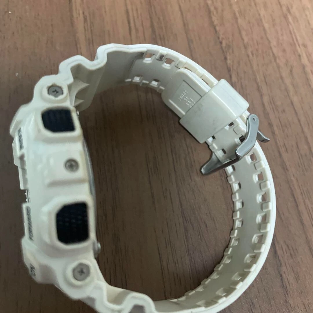 A BATHING APE (BAPE) G SHOCK A BATHING APE BAPE GD 100 bianco con scatola raro dal Giappone