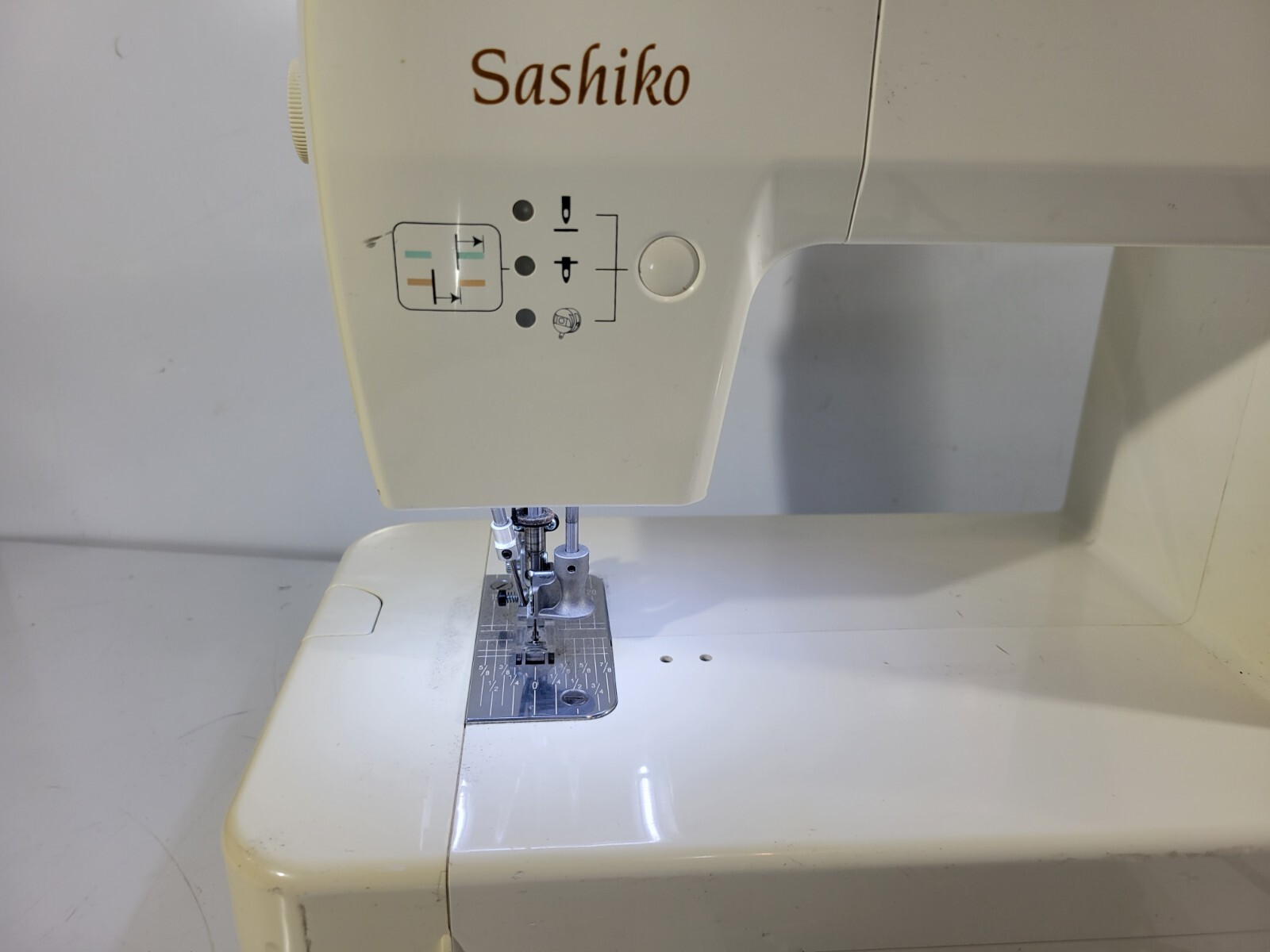 BabyLock SASHIKO Repair or Parts Sewing Quilting Machine BLQK (read