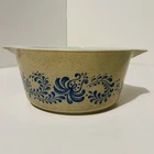 Vtg Pyrex 1.5 qt Homestead Speckled Tan and Blue Casserole Dish #474-B. HR