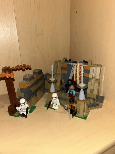 75139 LEGO Complete Star Wars: Battle on Takodana with all minifigures