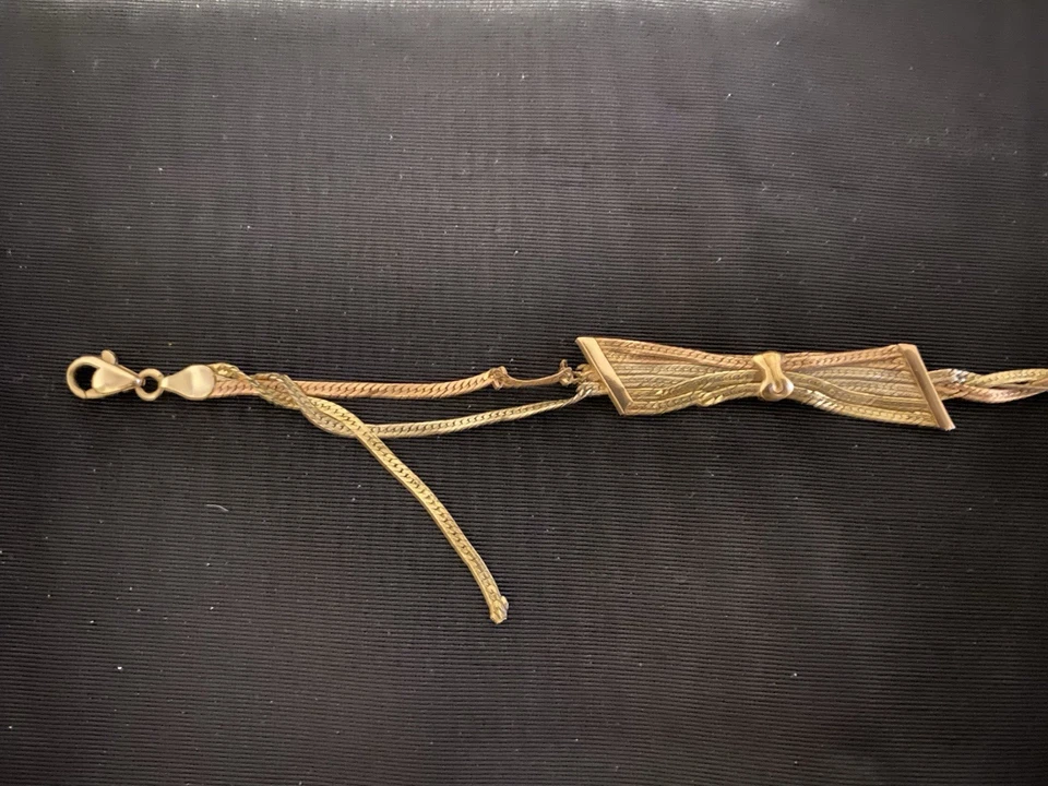 14K GOLD TRI -COLORED BRACELET (8.05 GRAMS) SCRAP OR FIX - Image 3 of 4