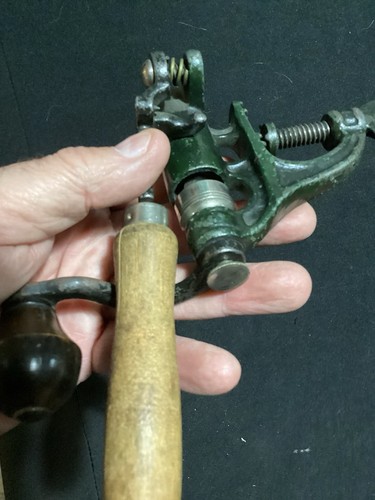 Vintage 12 GA Shotgun Reload/ Crimping Tool - Bild 7 von 13