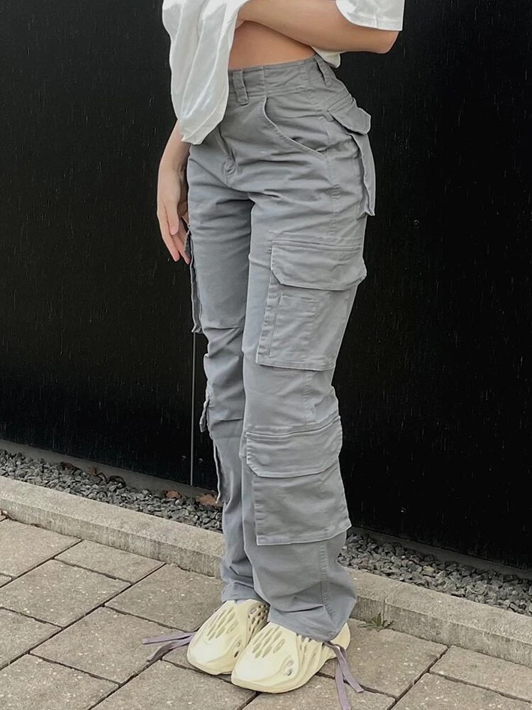 Baggy Pants Outfit - Street Styles looks | Fashion outfits, Fashion inspo  outfits, Cute outfits