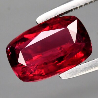 1,04 kt 7,5 x 5 mm Kissen natürlicher lila roter Spinell Edelstein, Myanmar