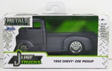 Jada Just Trucks 1952 Chevy Coe Pickup Truck Diecast Car Gray 132